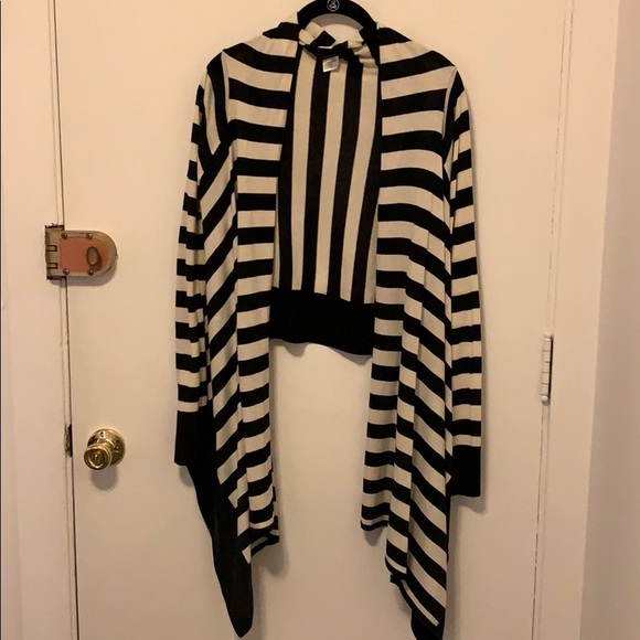BCBGMaxAriza Cardigan - Picture 1 of 4
